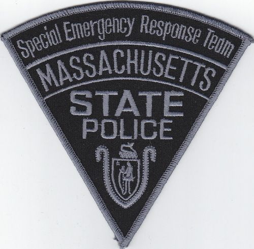 MASSACHUSETTS STATE POLICE SPECIAL EMERGENCY RESPONSE TEAM SHOULDER 